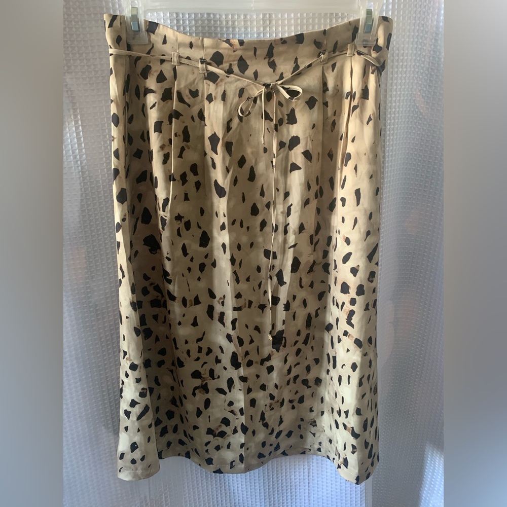 NWOT  Leopard Print Belted Midi Skirt w/ Pockets